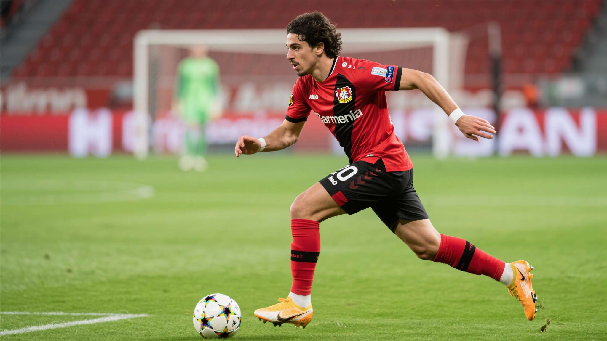 首先被重点考察的是来自德甲勒沃库森的格里马尔多。他不仅拥有葡萄牙国籍，更是在本菲